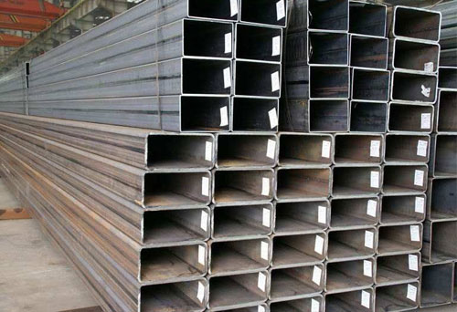 Rectangular steel tube